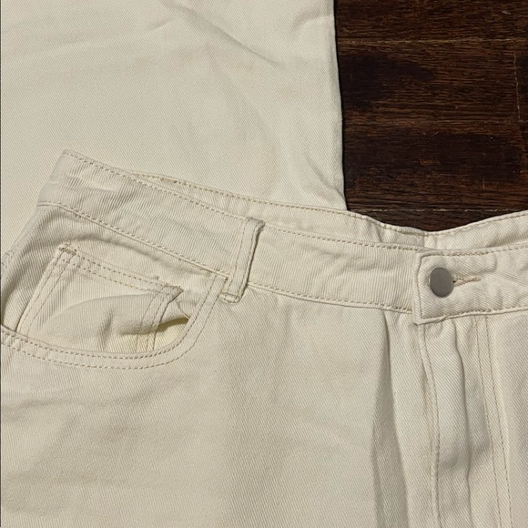 Shein Jean - Picture 4 of 6